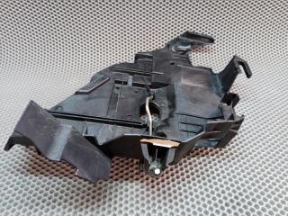 Крепление фары переднее правое Touareg 2006 7L BMV 3.2