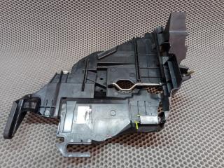 Крепление фары переднее левое Touareg 2006 7L BMV 3.2