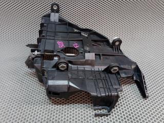 Крепление фары переднее левое Touareg 2006 7L BMV 3.2