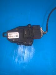 Запчасть педаль газа Opel Astra H 2004-2014