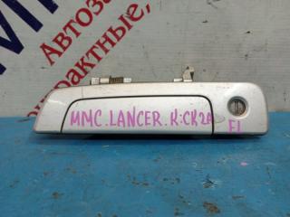Фото запчасти ручка двери внешняя передняя левая Mitsubishi Lancer 1995-2000 Б/У запчасть Запчасть ручка двери внешняя передняя левая Mitsubishi Lancer 1995-2000