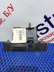 Запчасть кронштейн радиатора передний Renault Logan 2014-2022