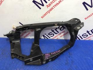 Фото запчасти кронштейн фары передний левый Mitsubishi Colt 2002-2009 Б/У запчасть Запчасть кронштейн фары передний левый Mitsubishi Colt 2002-2009