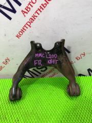 Фото запчасти рычаг верхний передний правый Mitsubishi L200 2007-2016 Б/У запчасть Запчасть рычаг верхний передний правый Mitsubishi L200 2007-2016
