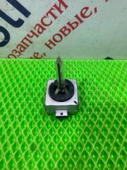Запчасть лампа ксеноновая передняя BMW X5 2006-2013