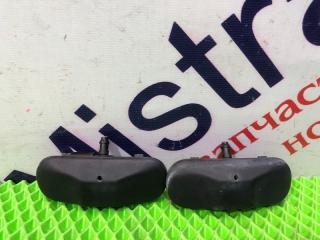 Запчасть форсунка омывателя лобового стекла Volkswagen Tiguan 2013