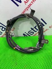 Запчасть трос ручного тормоза Mitsubishi ASX 2010-2016