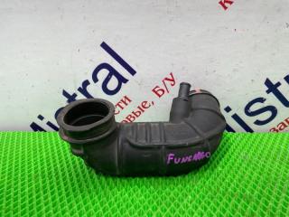 Запчасть патрубок воздушного фильтра Toyota Funcargo 1999-2005