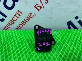 Запчасть датчик расхода воздуха Toyota Funcargo 1999-2005