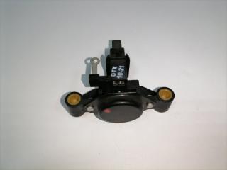 Запчасть регулятор напряжения Лада  2108