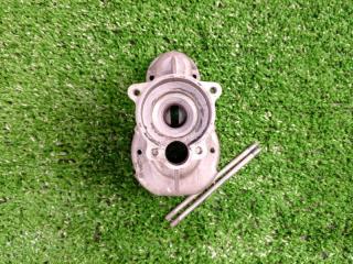 Запчасть крышка стартера промежуточная Volkswagen Golf 1988-1993