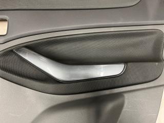 Карта двери задняя правая FORD Kuga CBV Внедорожный автомобиль 2.5L Duratec-ST (220/225PS) - VI5 Карта двери задняя правая FORD Kuga CBV Внедорожный автомобиль 2.5L Duratec-ST (220/225PS) - VI5
