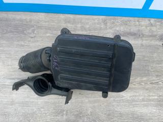 Корпус воздушного фильтра PASSAT Корпус воздушного фильтра PASSAT