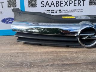 Решетка радиатора ASTRA-H 2005 вагон Z18XE