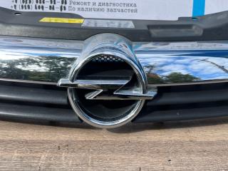 Решетка радиатора OPEL ASTRA-H вагон Z18XE