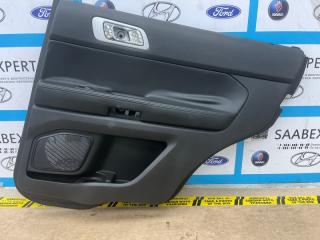 Запчасть обшивка боковой двери правая FORD Explorer 2011