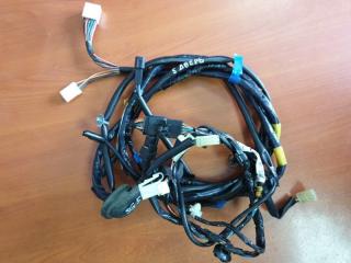 Фото запчасти проводка двери багажника Subaru Forester 2006 контрактная запчасть Запчасть проводка двери багажника Subaru Forester 2006