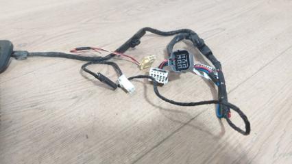 Фото запчасти проводка двери задняя левая Subaru Forester 2008 контрактная запчасть Запчасть проводка двери задняя левая Subaru Forester 2008