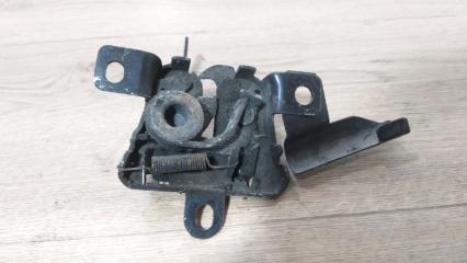 Фото запчасти замок капота Subaru Impreza 2006 контрактная запчасть Запчасть замок капота Subaru Impreza 2006