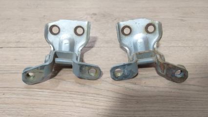 Петли двери задние правые Mazda Demio 2000 DW3W B3E DX5073210 Б/У