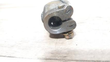 Карданчик рулевой Demio 2000 DW5W B5E