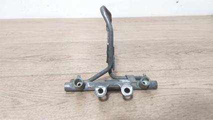 Фото запчасти рампа форсунки правая Subaru Impreza 2006 контрактная запчасть Запчасть рампа форсунки правая Subaru Impreza 2006