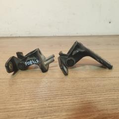 Запчасть петли двери задние правые Mitsubishi Galant Fortis 2007