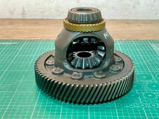 Дифференциал АКПП Nissan R'nessa 2000