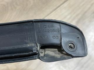 Уплотнитель лобового стекла Clio 2008 CR K4M