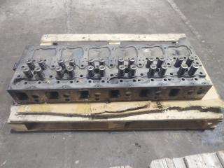 Головка блока цилиндров (ГБЦ) Renault T 2018 DXI13 449HP E5 21995790 Б/У