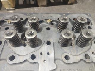 Головка блока цилиндров (ГБЦ) T 2018 DXI13 449HP E5