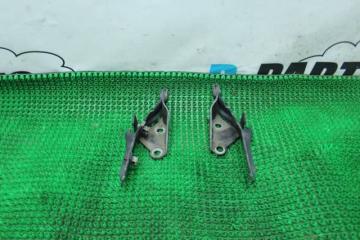 Фото запчасти петля капота TOYOTA ARISTO Б/У запчасть Запчасть петля капота TOYOTA ARISTO