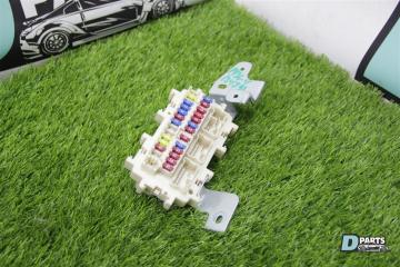 Запчасть блок предохранителей Nissan Skyline 2007