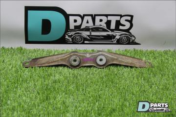 Запчасть крепление Toyota Soarer 2003