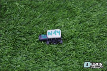 Фото запчасти датчик airbag MERCEDES-BENZ GL-Class 2007 контрактная запчасть Запчасть датчик airbag MERCEDES-BENZ GL-Class 2007