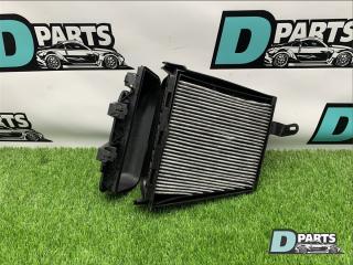 Фото запчасти корпус салонного фильтра Mercedes-Benz CLS-Class 2007 контрактная запчасть Запчасть корпус салонного фильтра Mercedes-Benz CLS-Class 2007