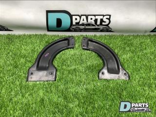 Фото запчасти кронштейн крыла передний Cadillac Escalade контрактная запчасть Запчасть кронштейн крыла передний Cadillac Escalade