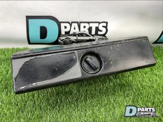 Запчасть бардачок TOYOTA HILUX SURF