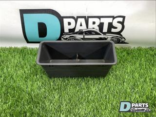 Запчасть бардачок TOYOTA HILUX SURF