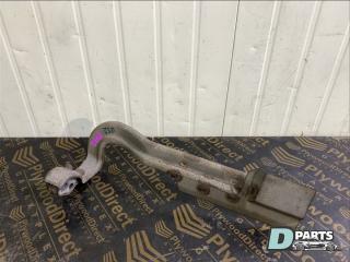 Фото запчасти крепление глушителя Cadillac Escalade 2005 контрактная запчасть Запчасть крепление глушителя Cadillac Escalade 2005