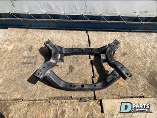 Запчасть балка подвески Chrysler 300C