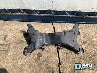 Запчасть балка подвески Mitsubishi Lancer