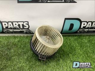 Запчасть моторчик печки Lexus LX470