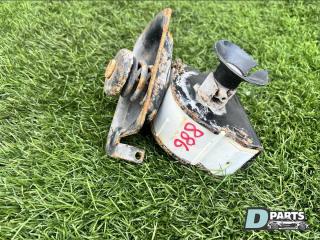 Запчасть крепление запаски Toyota LAND CRUISER