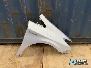 Крыло переднее правое TOYOTA Prius