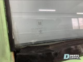 Дверь передняя правая V305