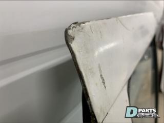 Дверь передняя правая V305