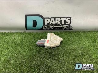 Запчасть мотор стеклоподъемника задний правый Audi A4