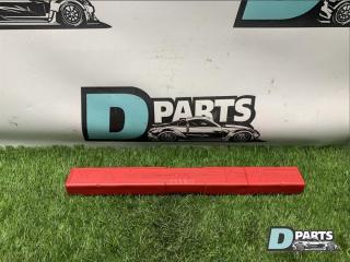 Запчасть знак аварийной остановки Audi A8