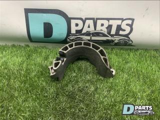 Запчасть кронштейн генератора Porsche Cayenne